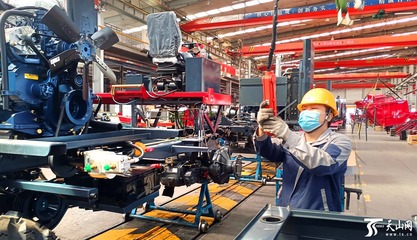 奮進(jìn)新征程 建功新時(shí)代·十年答卷丨工業(yè) 絲織品